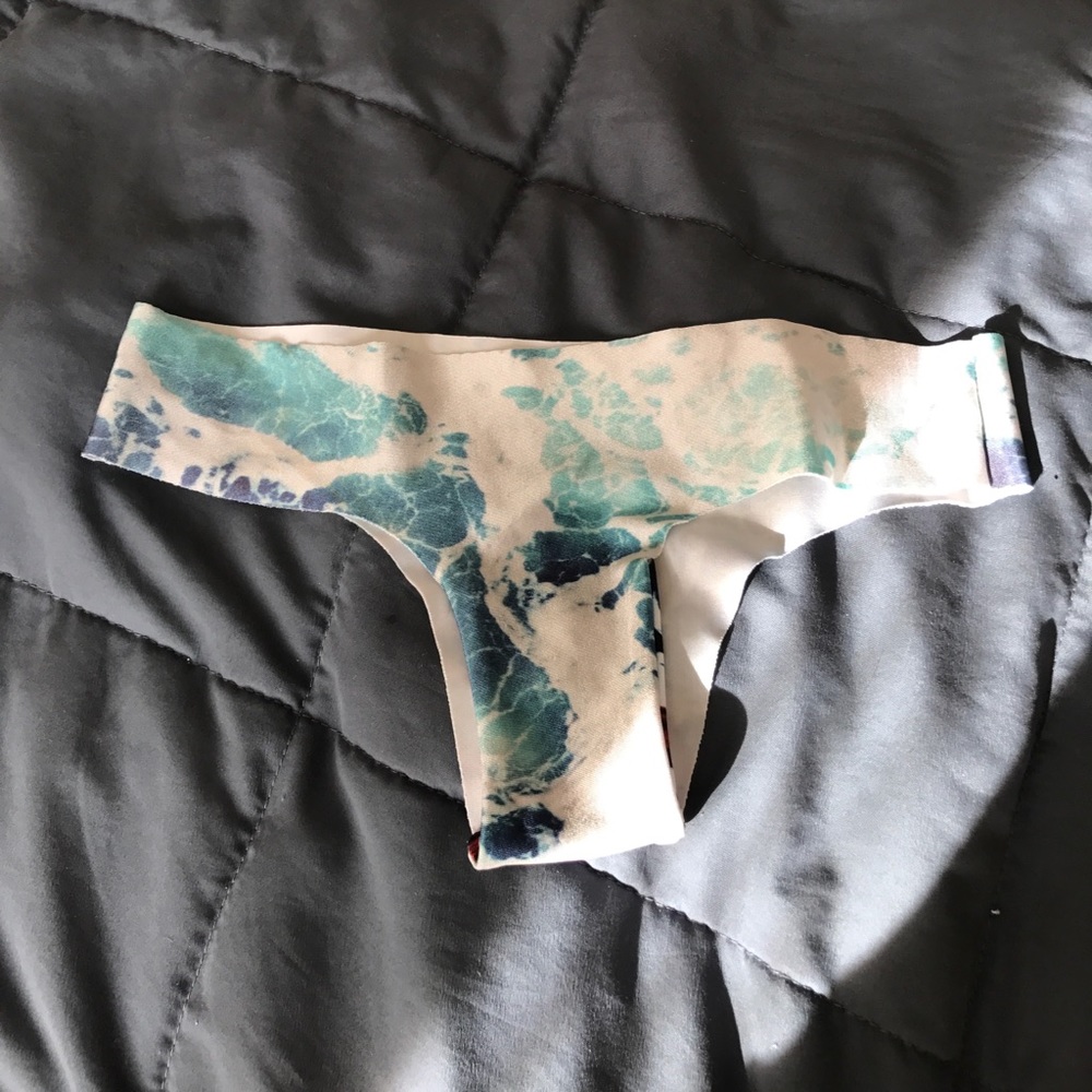 Bikini bottom